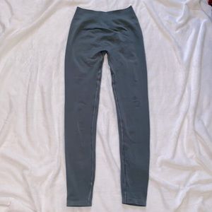 Alphalete Amplify Leggings